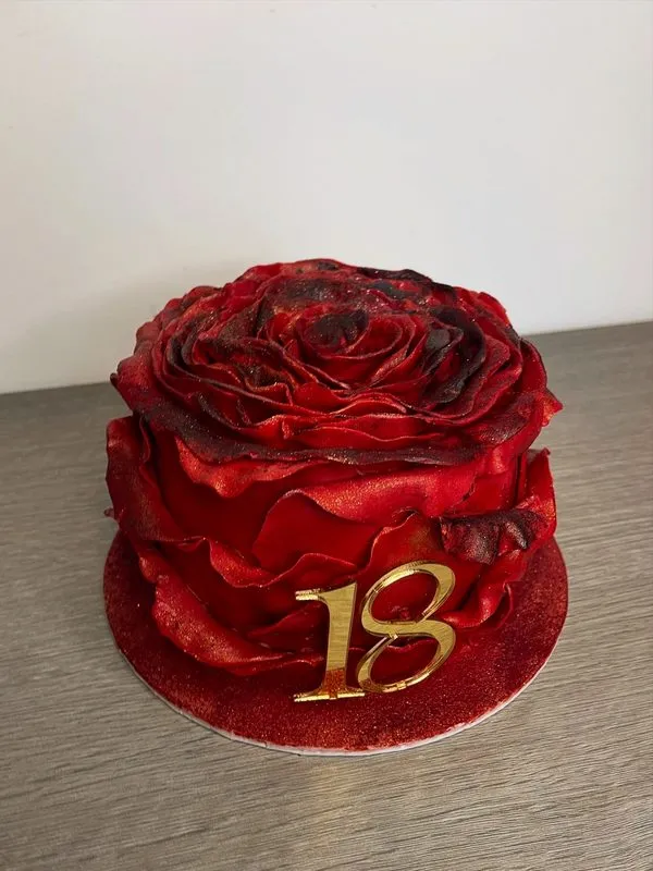 Sweet Dreams cake 18