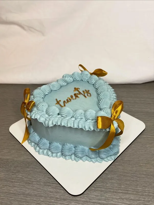 Sweet Dreams cake 22