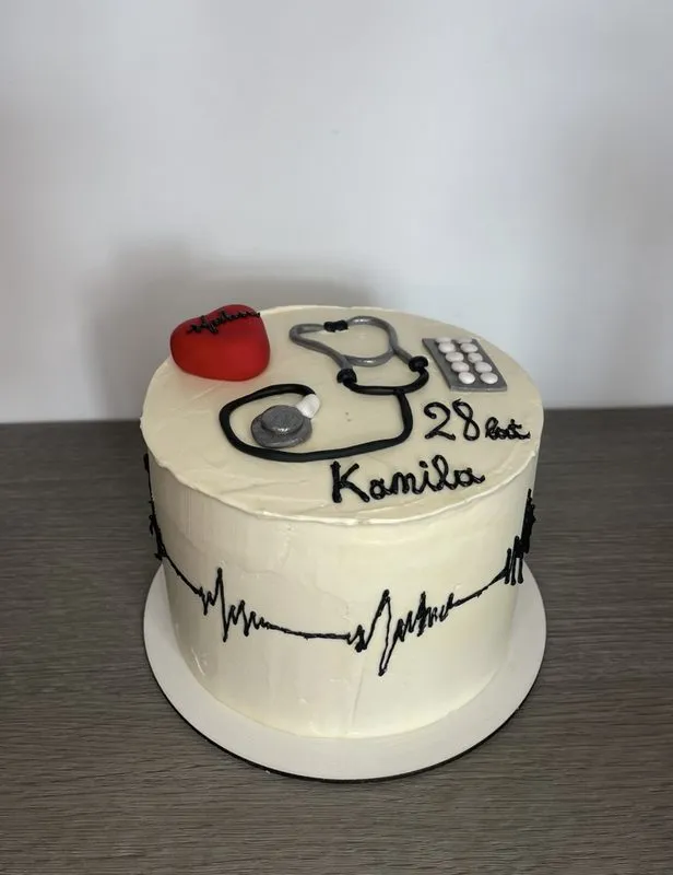 Sweet Dreams cake 27