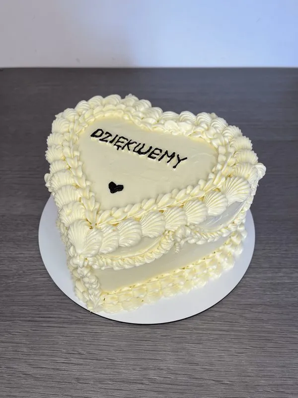 Sweet Dreams cake 36