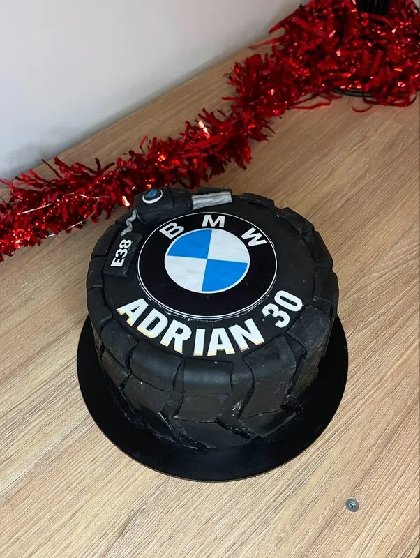 Sweet Dreams cake 4