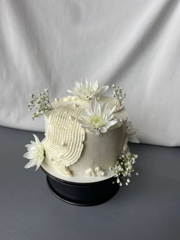 Sweet Dreams cake 6