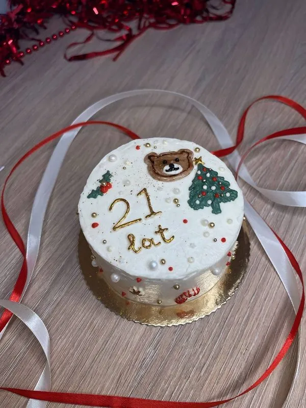 Sweet Dreams cake 8